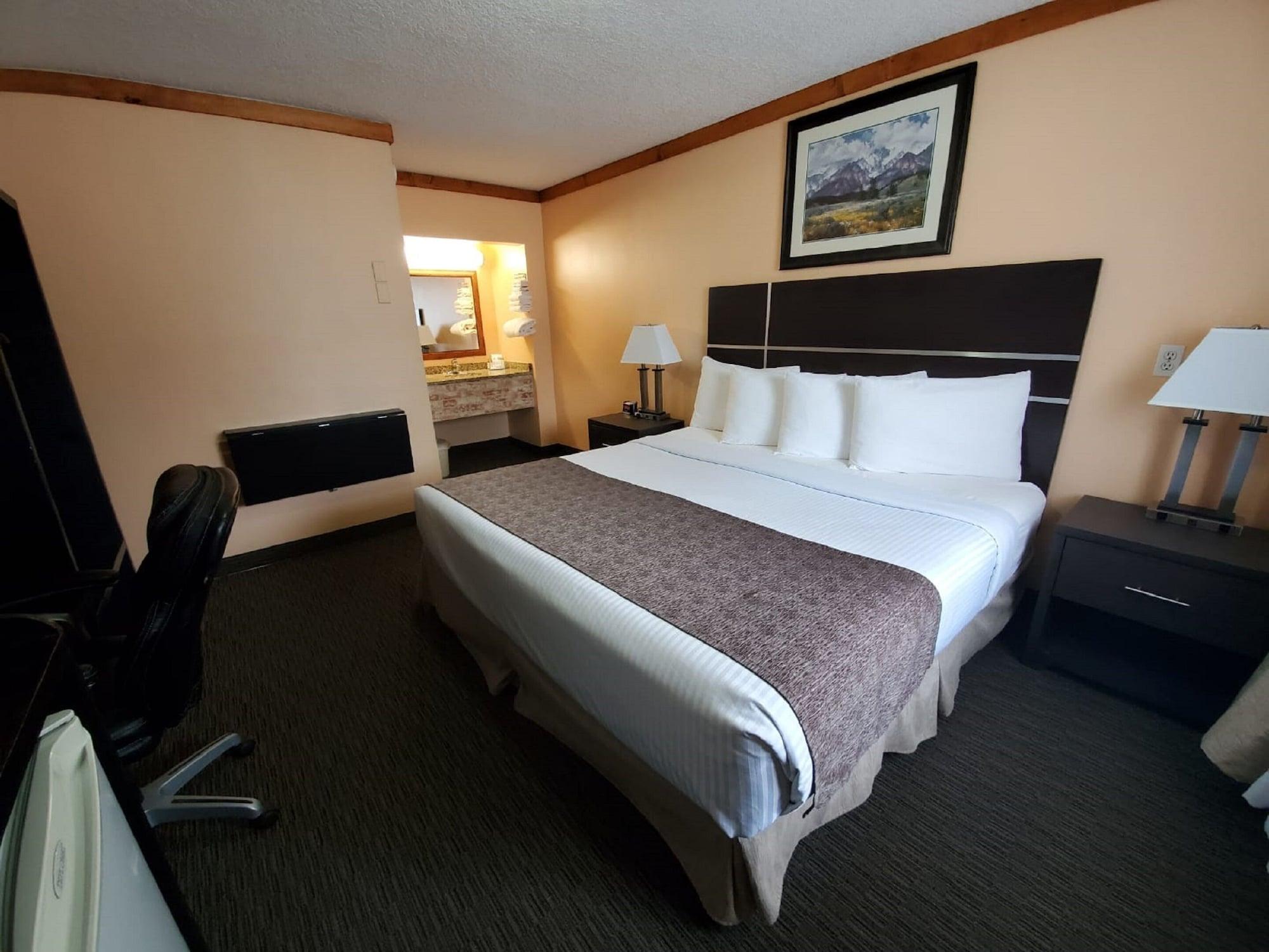 Travelodge By Wyndham Golden Sportsman Lodge Exteriör bild