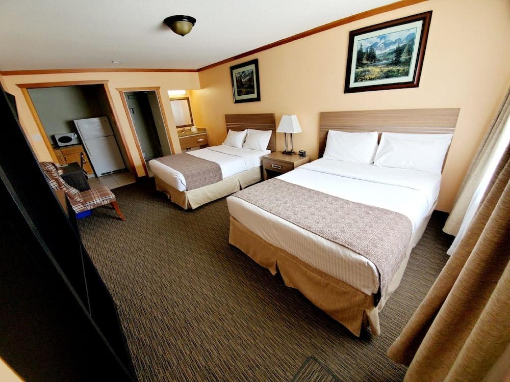 Travelodge By Wyndham Golden Sportsman Lodge Exteriör bild